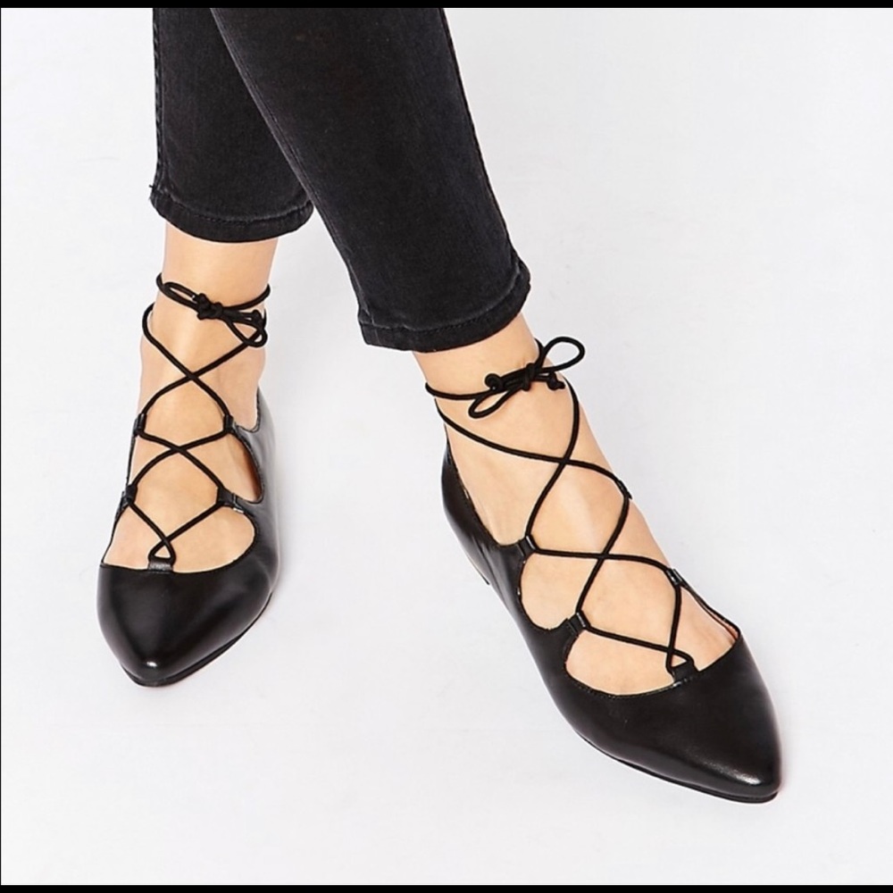 NEW Halogen black ghillie pointed flats 9.5